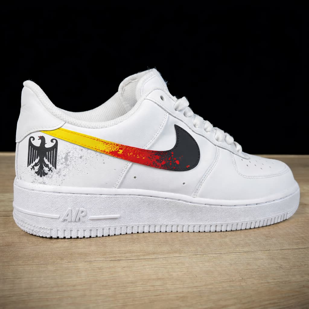Nike Air Force 1 mit Street Art Graffiti Design handbemalt